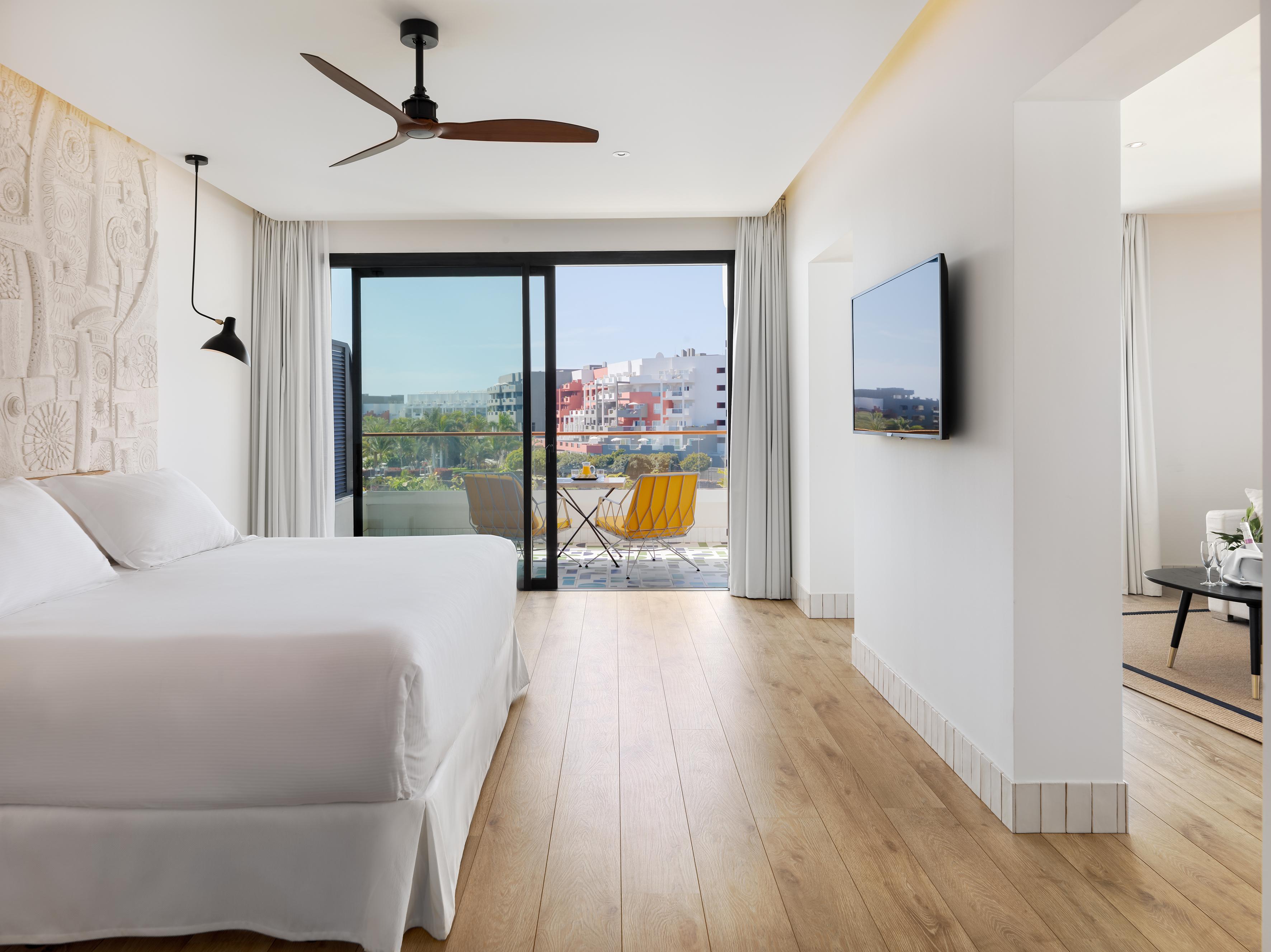 Hotel H10 Atlantic Sunset Horizons Collection